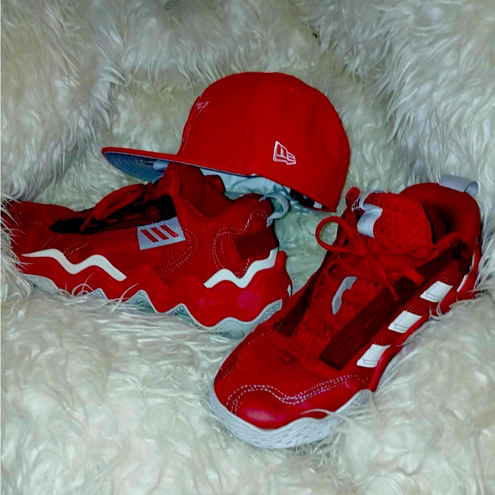 Adidas sneakers, size 11, and Cowboys hat size 6 3/4